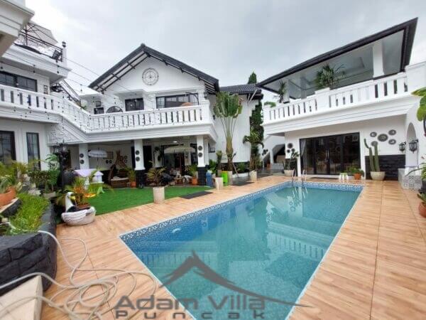 Villa MN10 Cipanas Puncak 6 Kamar Fasilitas Lengkap & Mewah