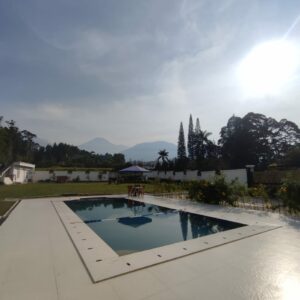 Villa Tujuh Enam, 4 Kamar Kolam Pribadi Pemandangan Gunung