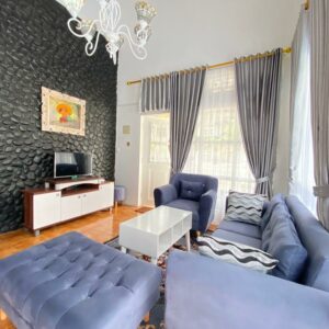 Villa Alven Minimalis Puncak 3 Kamar Kolam Pribadi