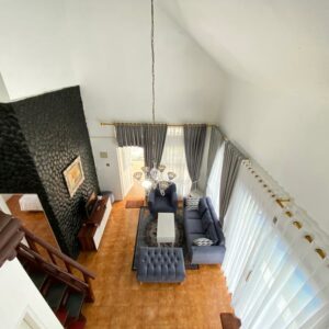 Villa Alven Minimalis Puncak 3 Kamar Kolam Pribadi