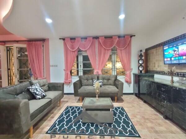 Villa Rian5 Puncak, Fasilitas Kolam, Billiard, Karaoke & Free Wifi - Gambar 21