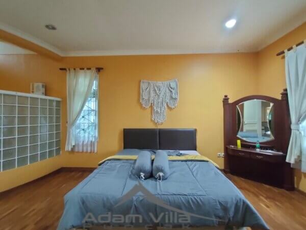 Villa Rian5 Puncak, Fasilitas Kolam, Billiard, Karaoke & Free Wifi - Gambar 14