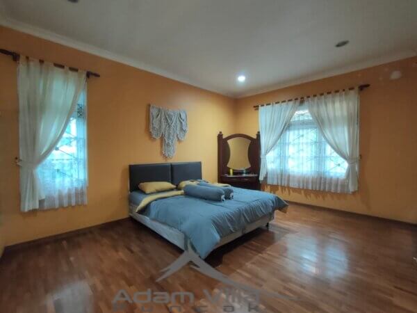 Villa Rian5 Puncak, Fasilitas Kolam, Billiard, Karaoke & Free Wifi - Gambar 16